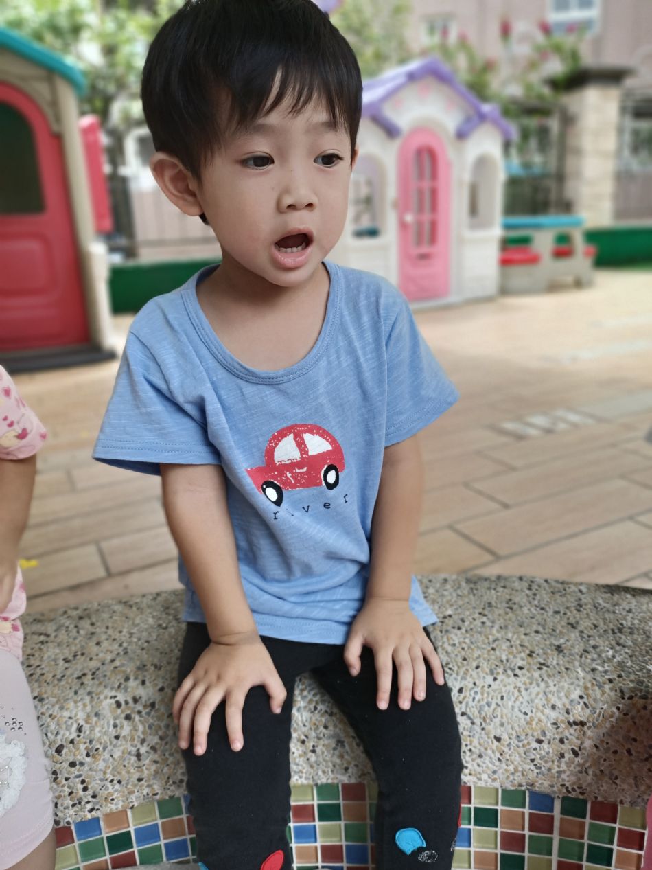 文件 : <FONT COLOR='red'>(109.06.20)玩沙趣-1.JPG</FONT> <BR> 尺寸 : <FONT COLOR='blue'>950 × 1267</FONT> 圖元 <BR> 格式 : <FONT COLOR='green'>jpg</FONT> <BR> 大小 : <FONT COLOR='green'> -- </FONT> KB