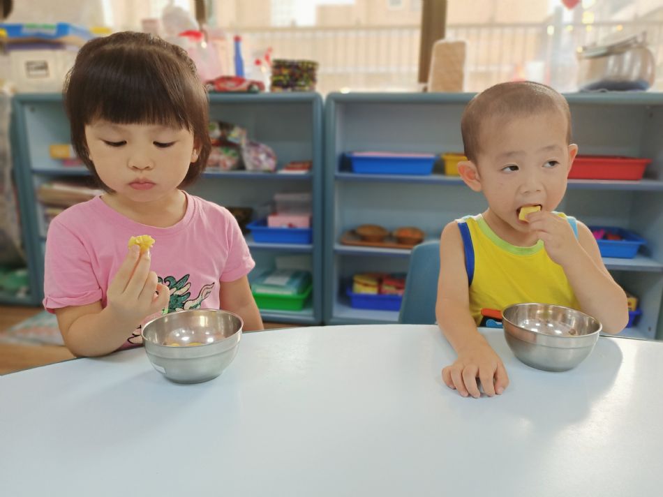 文件 : <FONT COLOR='red'>(109.07.17)同樂活動-3.JPG</FONT> <BR> 尺寸 : <FONT COLOR='blue'>950 × 712</FONT> 圖元 <BR> 格式 : <FONT COLOR='green'>jpg</FONT> <BR> 大小 : <FONT COLOR='green'> -- </FONT> KB