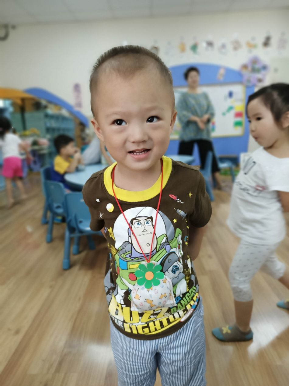 文件 : <FONT COLOR='red'>(109.06.24)端午香包.JPG</FONT> <BR> 尺寸 : <FONT COLOR='blue'>950 × 1267</FONT> 圖元 <BR> 格式 : <FONT COLOR='green'>jpg</FONT> <BR> 大小 : <FONT COLOR='green'> -- </FONT> KB