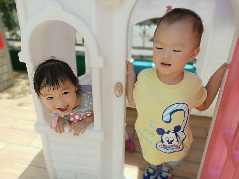 文件 : <FONT COLOR='red'>(109.06.24)操場活動-3.JPG</FONT> <BR> 尺寸 : <FONT COLOR='blue'>950 × 712</FONT> 圖元 <BR> 格式 : <FONT COLOR='green'>jpg</FONT> <BR> 大小 : <FONT COLOR='green'> -- </FONT> KB