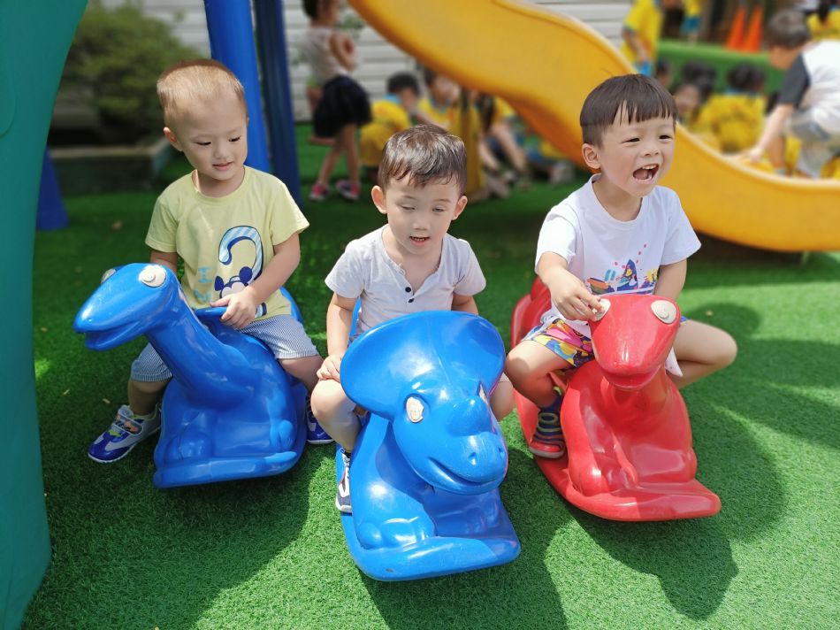 文件 : <FONT COLOR='red'>(109.06.24)操場活動-6.JPG</FONT> <BR> 尺寸 : <FONT COLOR='blue'>950 × 712</FONT> 圖元 <BR> 格式 : <FONT COLOR='green'>jpg</FONT> <BR> 大小 : <FONT COLOR='green'> -- </FONT> KB