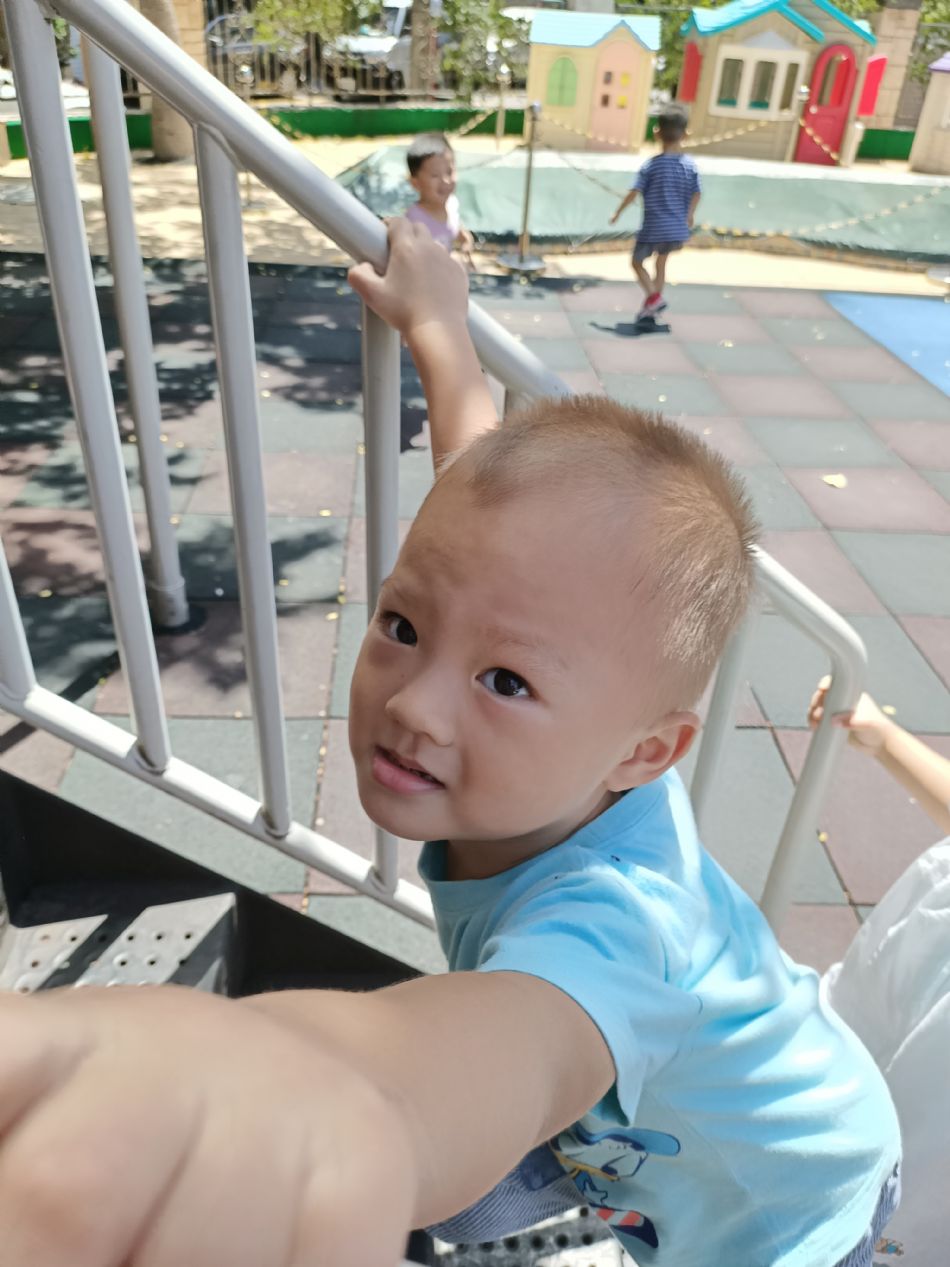 文件 : <FONT COLOR='red'>(109.06.29)操場遊戲-2.JPG</FONT> <BR> 尺寸 : <FONT COLOR='blue'>950 × 1267</FONT> 圖元 <BR> 格式 : <FONT COLOR='green'>jpg</FONT> <BR> 大小 : <FONT COLOR='green'> -- </FONT> KB