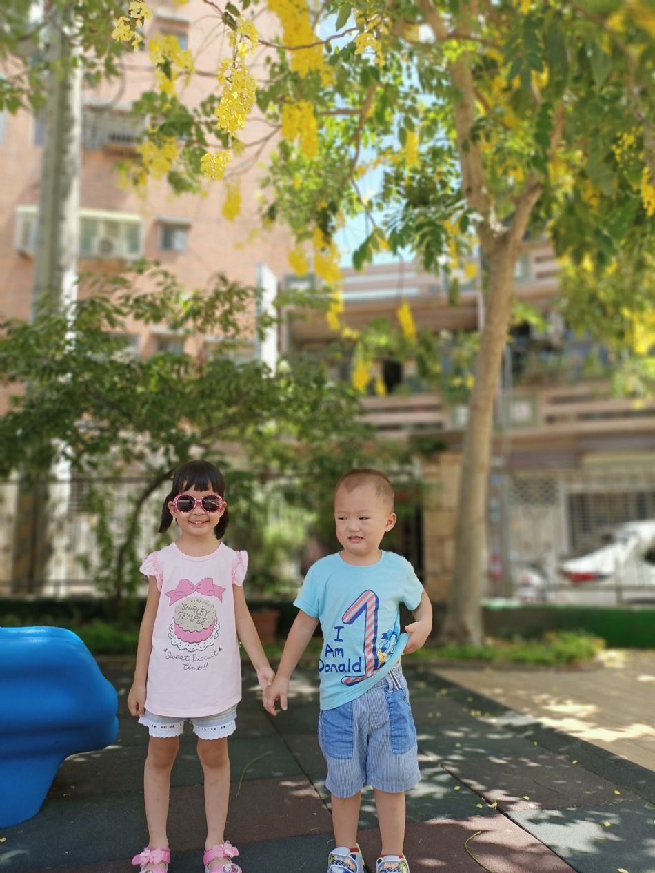 文件 : <FONT COLOR='red'>(109.06.29)操場遊戲-3.JPG</FONT> <BR> 尺寸 : <FONT COLOR='blue'>950 × 1267</FONT> 圖元 <BR> 格式 : <FONT COLOR='green'>jpg</FONT> <BR> 大小 : <FONT COLOR='green'> -- </FONT> KB