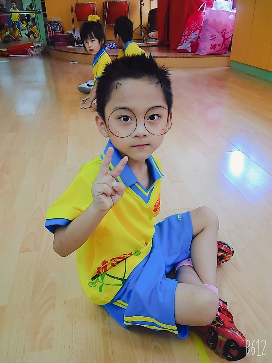 文件 : <FONT COLOR='red'>B612_20200718_103424_888.jpg</FONT> <BR> 尺寸 : <FONT COLOR='blue'>950 × 1266</FONT> 圖元 <BR> 格式 : <FONT COLOR='green'>jpg</FONT> <BR> 大小 : <FONT COLOR='green'> -- </FONT> KB