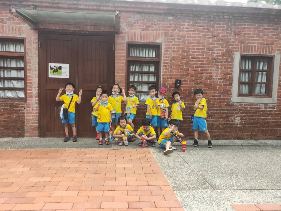 文件 : <FONT COLOR='red'>1596108669014.jpg</FONT> <BR> 尺寸 : <FONT COLOR='blue'>950 × 712</FONT> 圖元 <BR> 格式 : <FONT COLOR='green'>jpg</FONT> <BR> 大小 : <FONT COLOR='green'> -- </FONT> KB