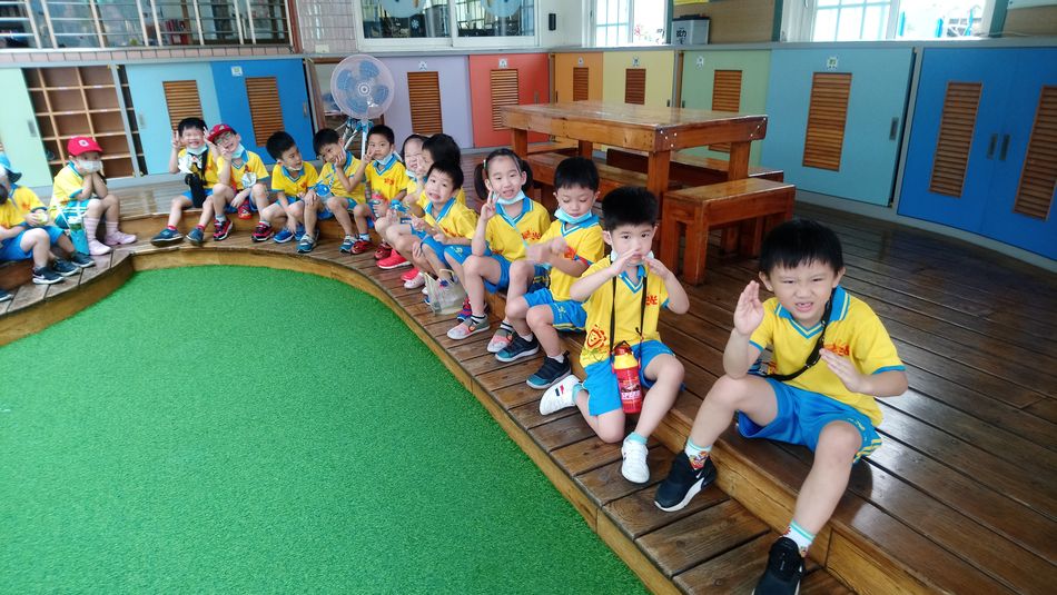 文件 : <FONT COLOR='red'>DSC_0154.JPG</FONT> <BR> 尺寸 : <FONT COLOR='blue'>950 × 535</FONT> 圖元 <BR> 格式 : <FONT COLOR='green'>jpg</FONT> <BR> 大小 : <FONT COLOR='green'> -- </FONT> KB