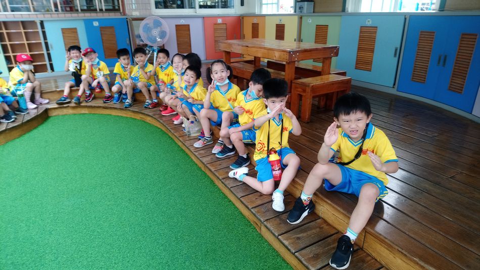 文件 : <FONT COLOR='red'>DSC_0155.JPG</FONT> <BR> 尺寸 : <FONT COLOR='blue'>950 × 535</FONT> 圖元 <BR> 格式 : <FONT COLOR='green'>jpg</FONT> <BR> 大小 : <FONT COLOR='green'> -- </FONT> KB