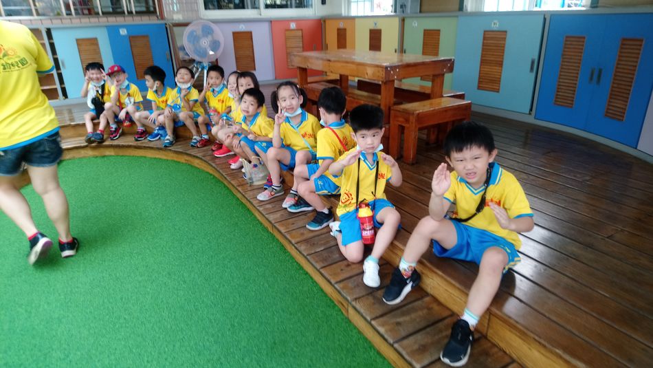 文件 : <FONT COLOR='red'>DSC_0158(1).JPG</FONT> <BR> 尺寸 : <FONT COLOR='blue'>950 × 535</FONT> 圖元 <BR> 格式 : <FONT COLOR='green'>jpg</FONT> <BR> 大小 : <FONT COLOR='green'> -- </FONT> KB