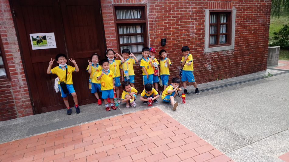 文件 : <FONT COLOR='red'>DSC_0165(1).JPG</FONT> <BR> 尺寸 : <FONT COLOR='blue'>950 × 535</FONT> 圖元 <BR> 格式 : <FONT COLOR='green'>jpg</FONT> <BR> 大小 : <FONT COLOR='green'> -- </FONT> KB