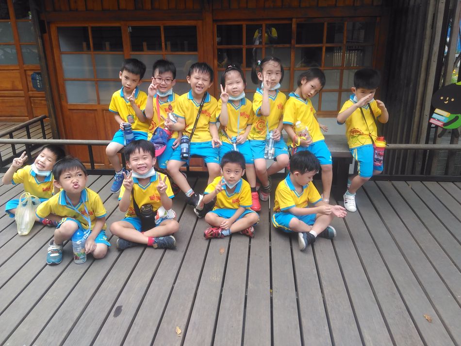 文件 : <FONT COLOR='red'>IMG_20200729_110258.jpg</FONT> <BR> 尺寸 : <FONT COLOR='blue'>950 × 712</FONT> 圖元 <BR> 格式 : <FONT COLOR='green'>jpg</FONT> <BR> 大小 : <FONT COLOR='green'> -- </FONT> KB