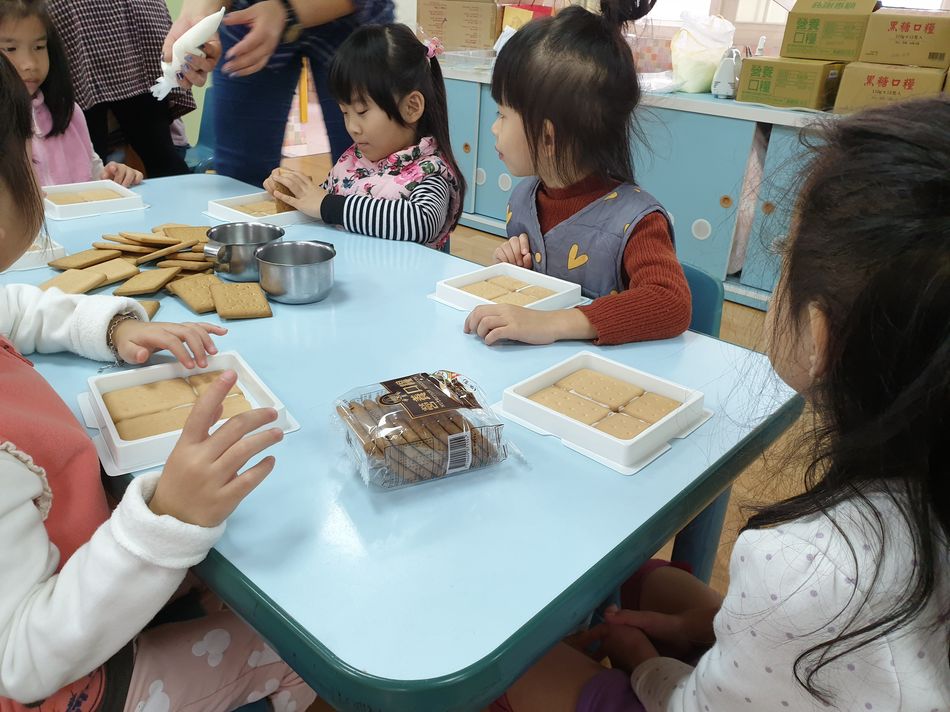 文件 : <FONT COLOR='red'>20191224_101014.jpg</FONT> <BR> 尺寸 : <FONT COLOR='blue'>950 × 712</FONT> 圖元 <BR> 格式 : <FONT COLOR='green'>jpg</FONT> <BR> 大小 : <FONT COLOR='green'> -- </FONT> KB