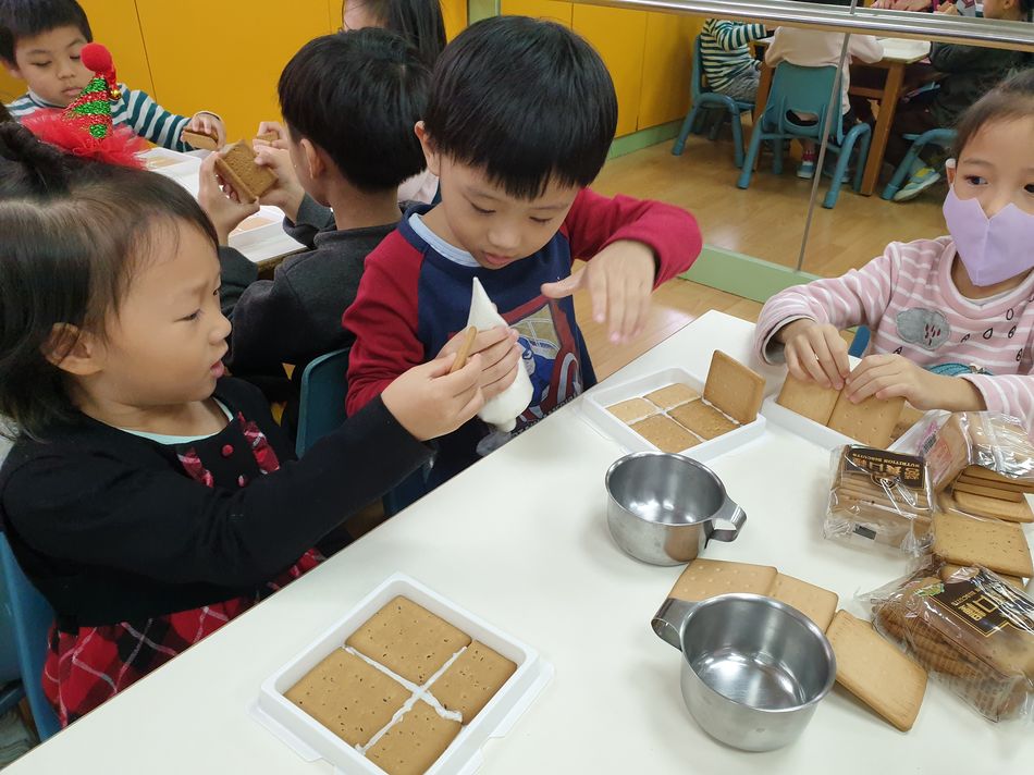 文件 : <FONT COLOR='red'>20191224_101457.jpg</FONT> <BR> 尺寸 : <FONT COLOR='blue'>950 × 712</FONT> 圖元 <BR> 格式 : <FONT COLOR='green'>jpg</FONT> <BR> 大小 : <FONT COLOR='green'> -- </FONT> KB