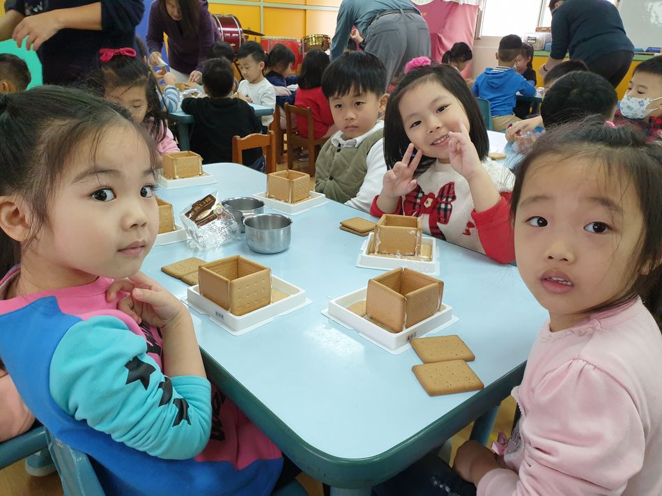 文件 : <FONT COLOR='red'>20191224_111349.jpg</FONT> <BR> 尺寸 : <FONT COLOR='blue'>950 × 712</FONT> 圖元 <BR> 格式 : <FONT COLOR='green'>jpg</FONT> <BR> 大小 : <FONT COLOR='green'> -- </FONT> KB