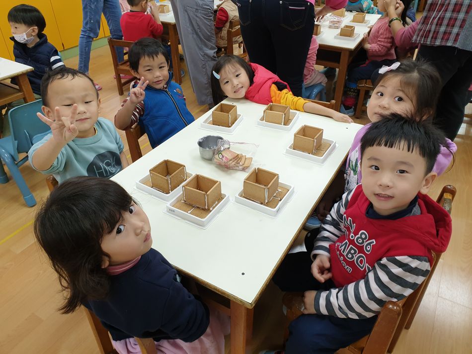 文件 : <FONT COLOR='red'>20191224_145812.jpg</FONT> <BR> 尺寸 : <FONT COLOR='blue'>950 × 712</FONT> 圖元 <BR> 格式 : <FONT COLOR='green'>jpg</FONT> <BR> 大小 : <FONT COLOR='green'> -- </FONT> KB