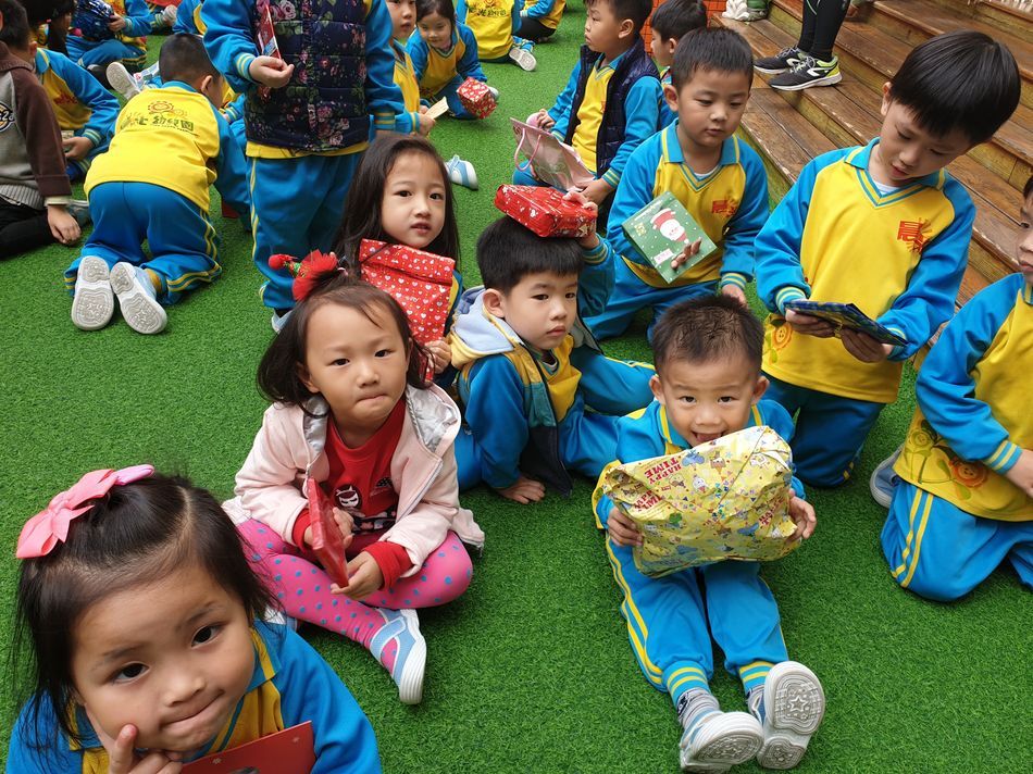 文件 : <FONT COLOR='red'>20191225_114047.jpg</FONT> <BR> 尺寸 : <FONT COLOR='blue'>950 × 712</FONT> 圖元 <BR> 格式 : <FONT COLOR='green'>jpg</FONT> <BR> 大小 : <FONT COLOR='green'> -- </FONT> KB