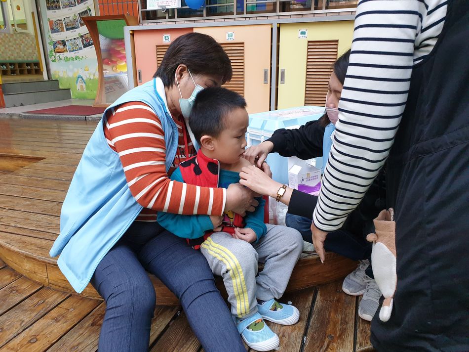 文件 : <FONT COLOR='red'>20200107_080116.jpg</FONT> <BR> 尺寸 : <FONT COLOR='blue'>950 × 712</FONT> 圖元 <BR> 格式 : <FONT COLOR='green'>jpg</FONT> <BR> 大小 : <FONT COLOR='green'> -- </FONT> KB