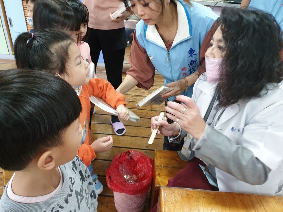 文件 : <FONT COLOR='red'>20200107_080641.jpg</FONT> <BR> 尺寸 : <FONT COLOR='blue'>950 × 712</FONT> 圖元 <BR> 格式 : <FONT COLOR='green'>jpg</FONT> <BR> 大小 : <FONT COLOR='green'> -- </FONT> KB