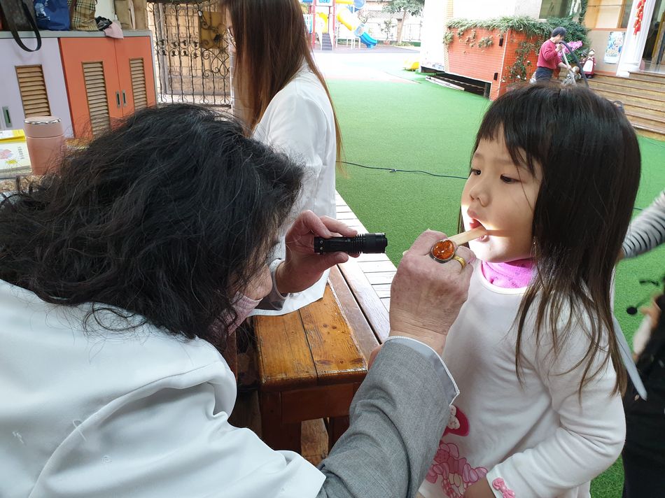 文件 : <FONT COLOR='red'>20200107_080951.jpg</FONT> <BR> 尺寸 : <FONT COLOR='blue'>950 × 712</FONT> 圖元 <BR> 格式 : <FONT COLOR='green'>jpg</FONT> <BR> 大小 : <FONT COLOR='green'> -- </FONT> KB