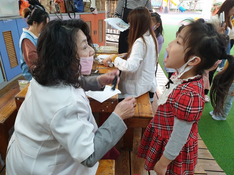 文件 : <FONT COLOR='red'>20200107_081807.jpg</FONT> <BR> 尺寸 : <FONT COLOR='blue'>950 × 712</FONT> 圖元 <BR> 格式 : <FONT COLOR='green'>jpg</FONT> <BR> 大小 : <FONT COLOR='green'> -- </FONT> KB