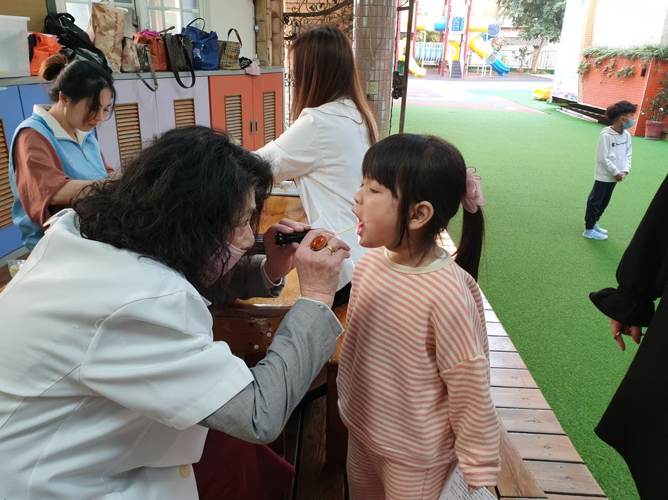 文件 : <FONT COLOR='red'>20200107_082132.jpg</FONT> <BR> 尺寸 : <FONT COLOR='blue'>950 × 712</FONT> 圖元 <BR> 格式 : <FONT COLOR='green'>jpg</FONT> <BR> 大小 : <FONT COLOR='green'> -- </FONT> KB